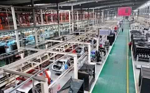 汽車(chē)制造業(yè)增長(zhǎng)貢獻(xiàn)率達(dá)75%
