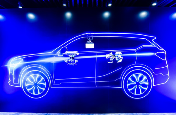 人類汽車智能未來(lái)什么樣？華晨中華V6顛覆未來(lái)智領(lǐng)i時(shí)代