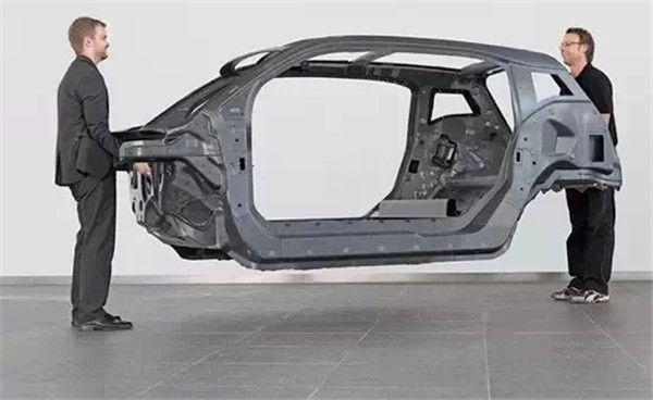 很多人認為車越重越穩(wěn)，那么輕量化設(shè)計后還安全嗎？