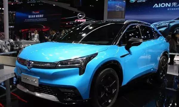 新能源汽車銷量增速“剎車”，下一個(gè)突破口何在？