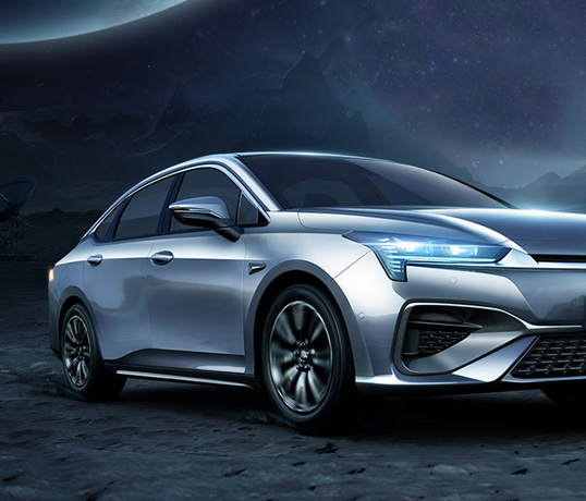 汽車制造 |  小米汽車SU7即將量產(chǎn)，產(chǎn)量目標(biāo)驚人！揭秘背后的產(chǎn)能神話